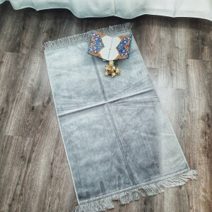 Blanker Gebetsteppich ohne Ornamente, 70 x 110 cm Hellgrau