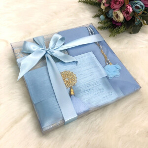 Geschenkbox Set mit Rosenmotiv Hellblau