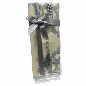 Geschenkbox mit Perlentesbih und Seccade aus Seide Grau