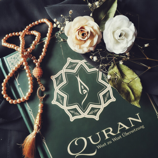 Farbkodierter Quran mit Wort zu Wort Übersetzung Arabisch-Deutsch